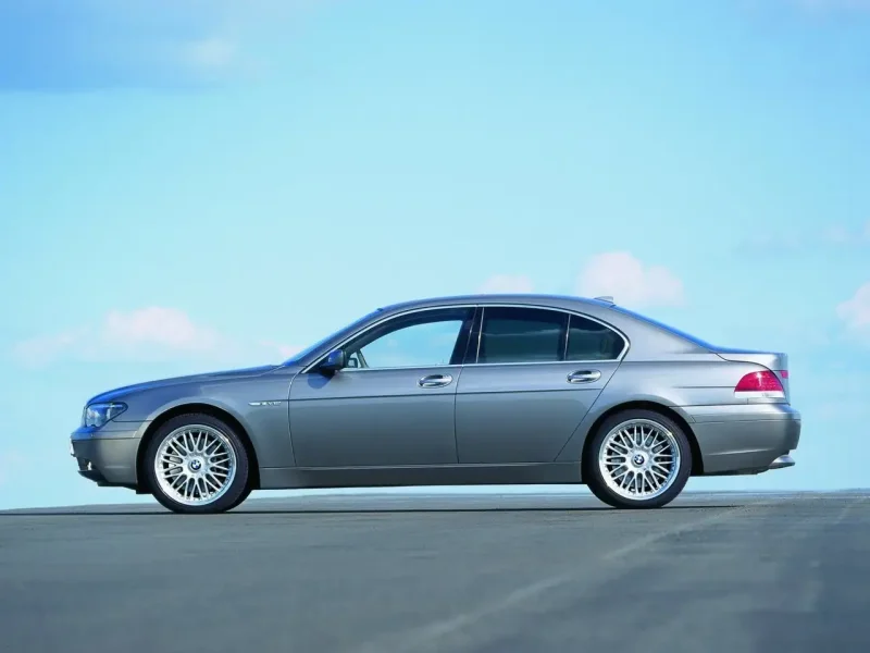 BMW 7 e65
