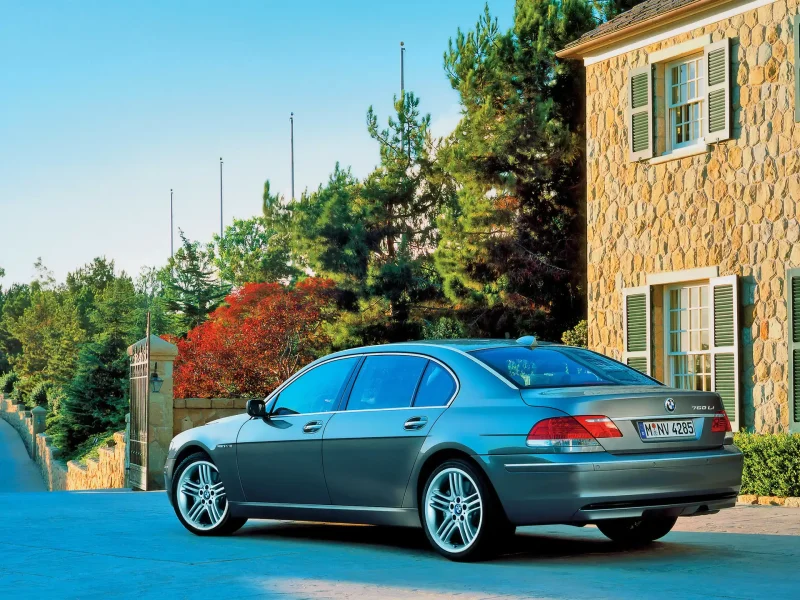 BMW 7 e66 long