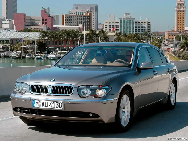 BMW 7 e65