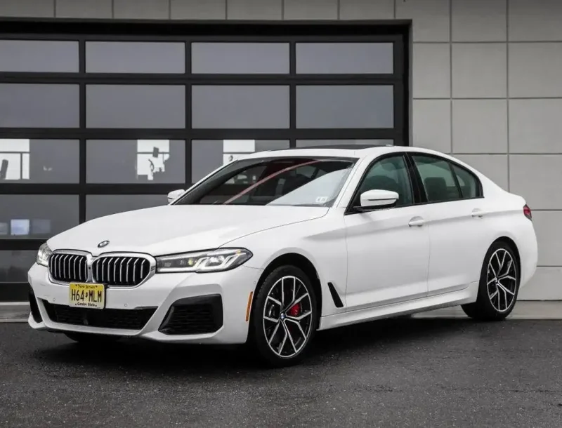 BMW 5 2023