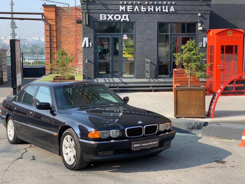 BMW 750i е38