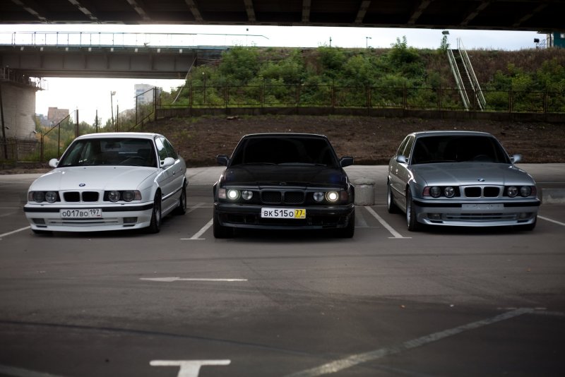 BMW e34 м5
