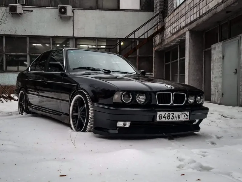 BMW 525 e34 черная