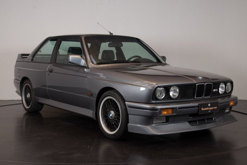 BMW M 1990