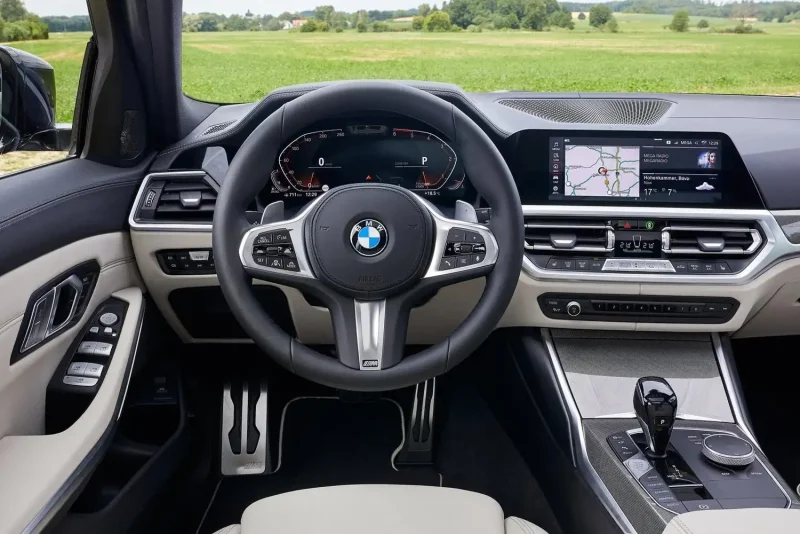 BMW 3 2020 салон