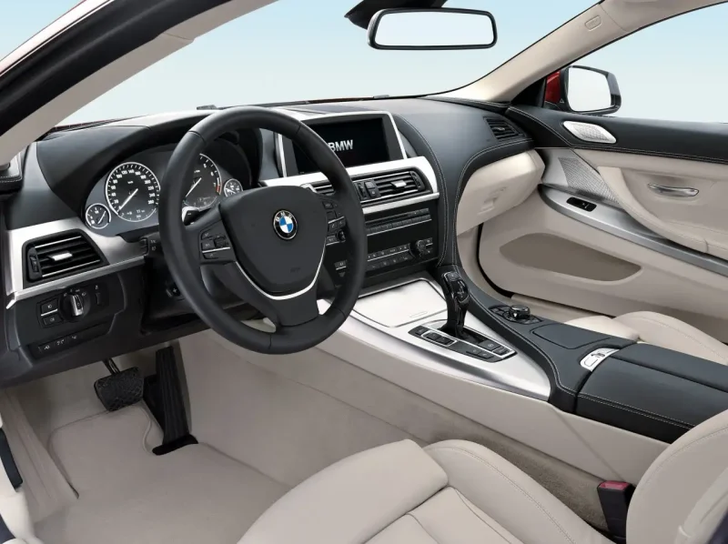 BMW 650i салон