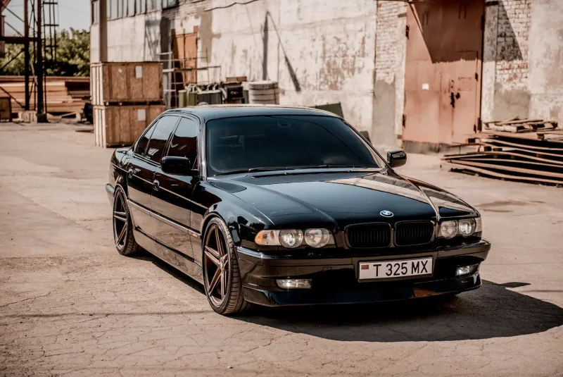 BMW 7 e38
