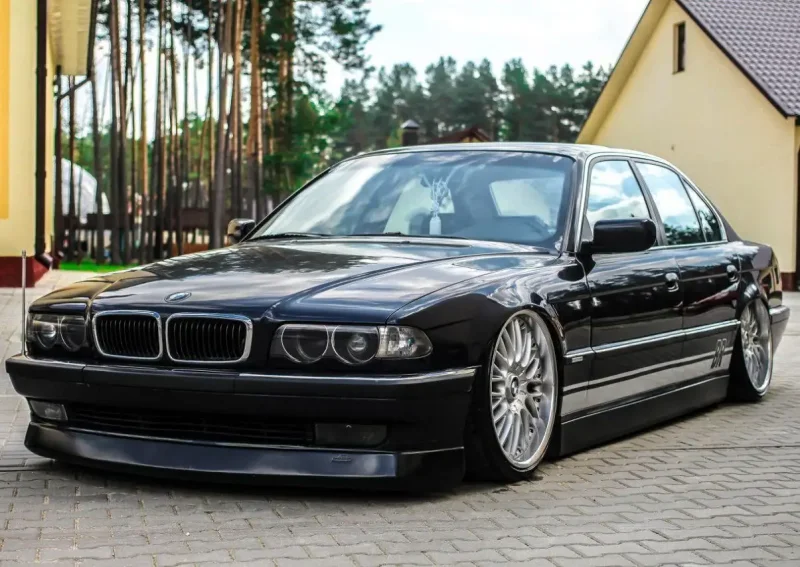BMW e38 740i long