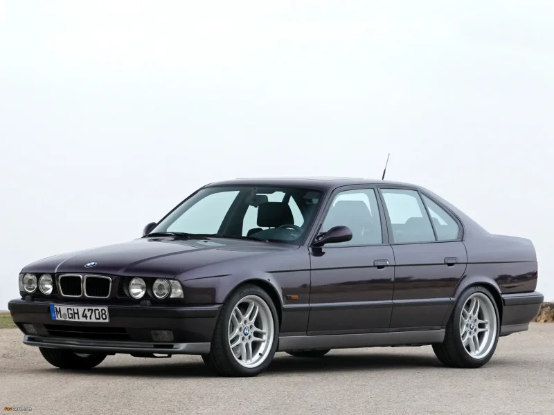 BMW 5 e34 m5