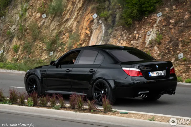 BMW 5 e60 Black Edition