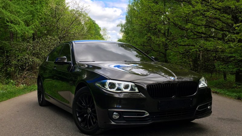 BMW f10 2016 черная