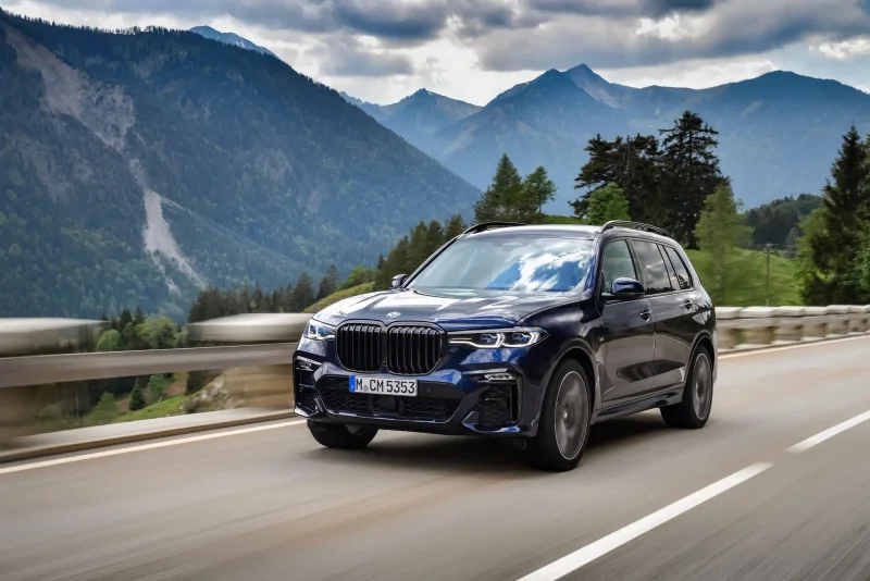 БМВ x7 m50i