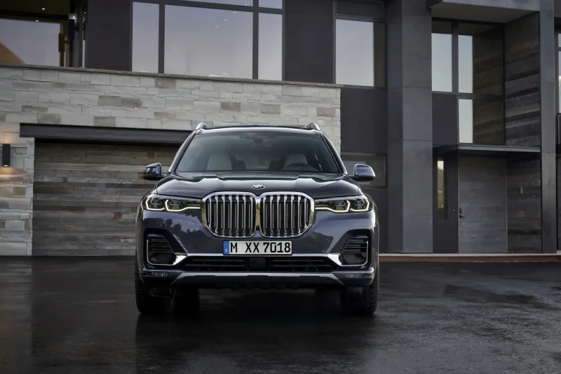 Кроссовер BMW x7