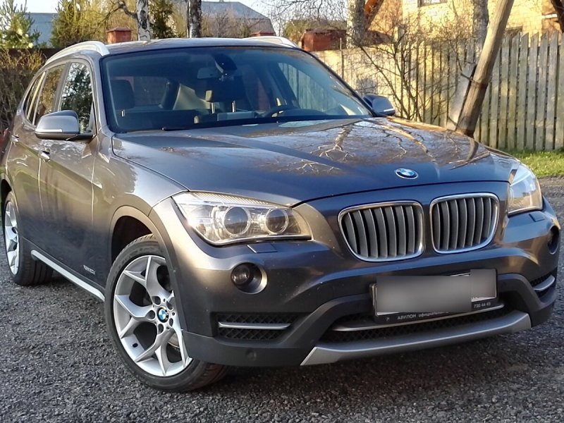 BMW x1 2012 салон