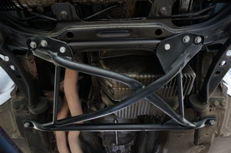X Brace BMW e36