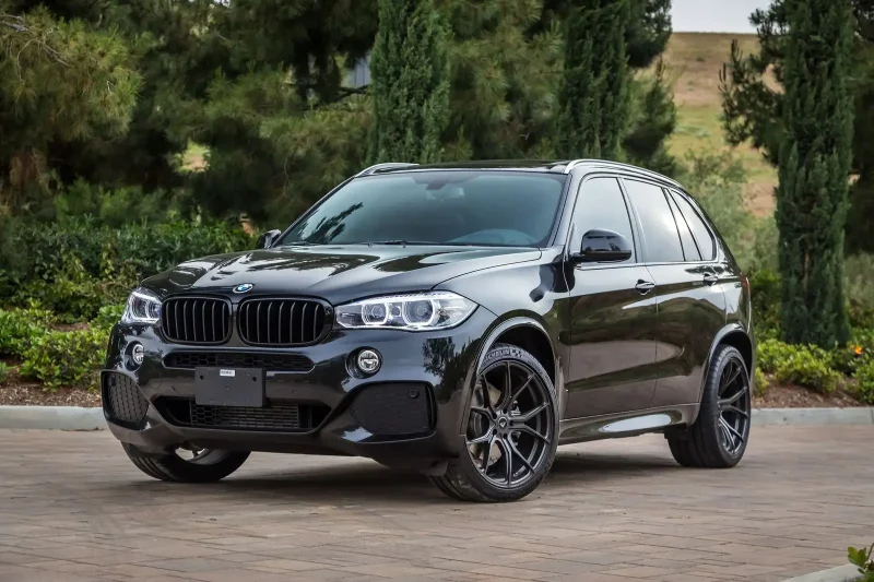 BMW x5 2018 сзади