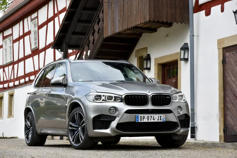 БМВ x5m 2015