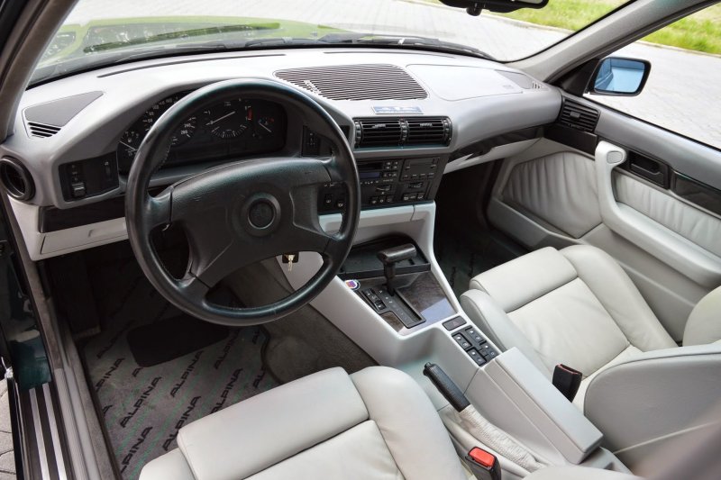 BMW 5 e34 салон