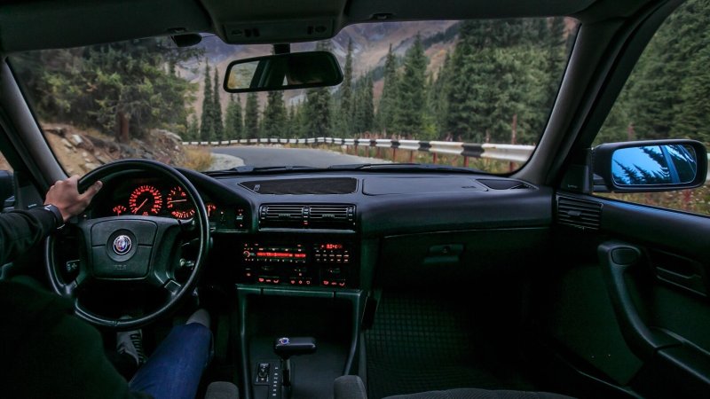 BMW e34 Alpina салон