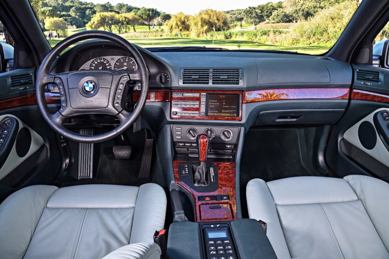 BMW 5 е39 салон