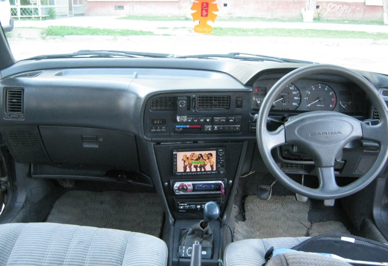 Toyota Carina II 1991 салон