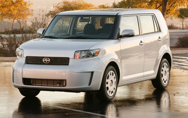 Тойота Scion XB