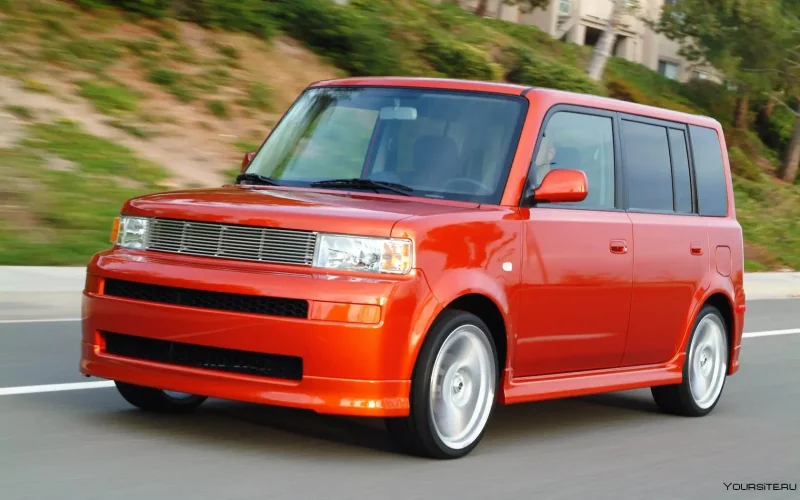 Тойота Scion XB 2004