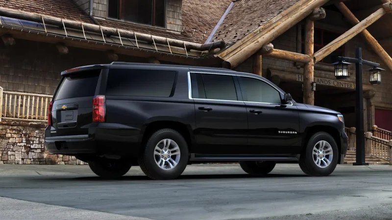 Chevrolet Suburban SUV