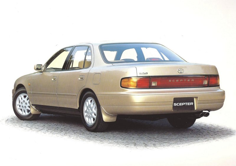 Toyota Camry 10