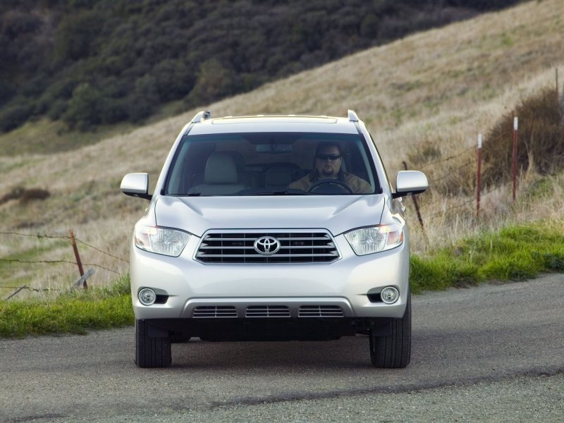 Toyota Highlander II (u40)
