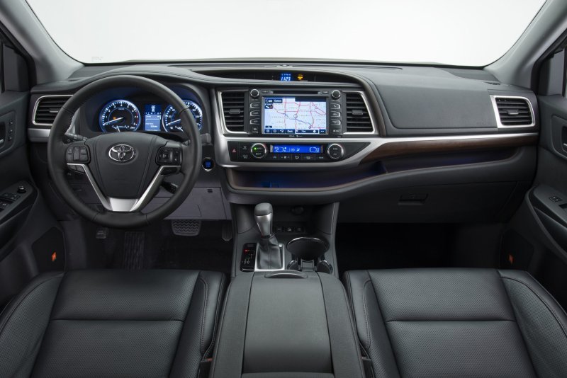 Toyota Highlander 2015 салон