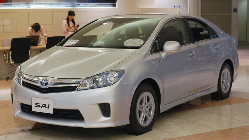 Azk10 Toyota Sai