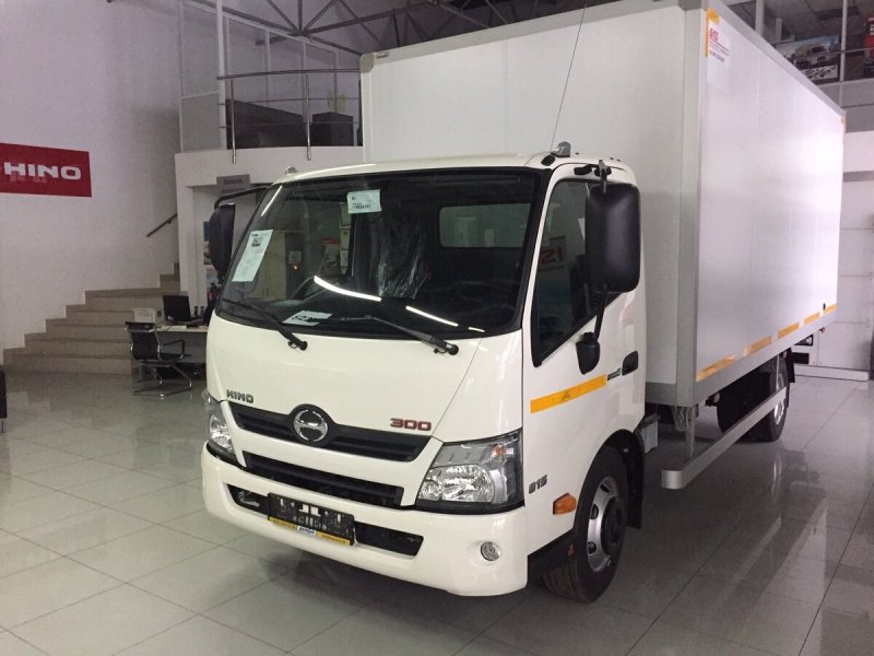 Hino 300 рефрижератор