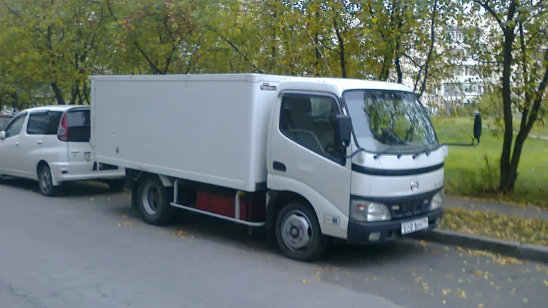 Тойота Газель трехдверный