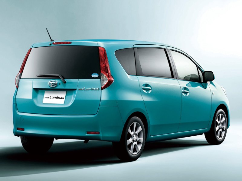 Daihatsu Boon Luminas 2008