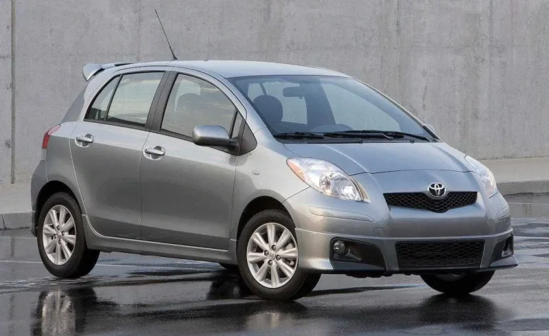 Toyota Mark x Zio 2010