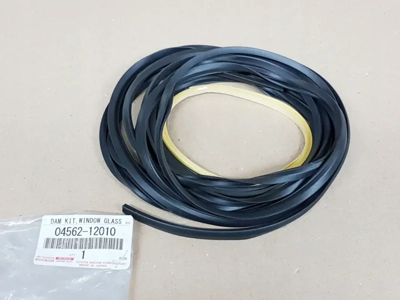 0456212010 Toyota уплотнитель