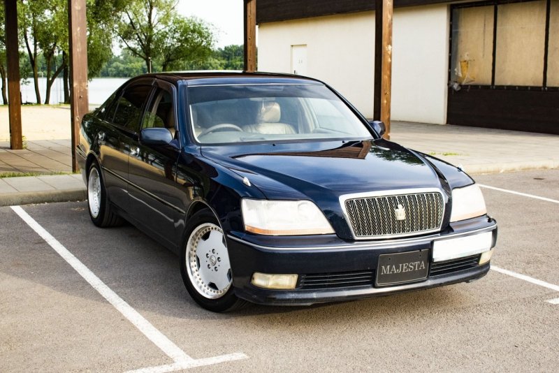 Toyota Crown Majesta s170