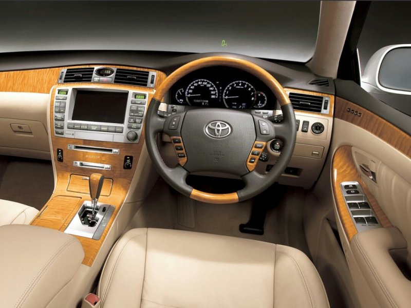 Toyota Crown Majesta 2006