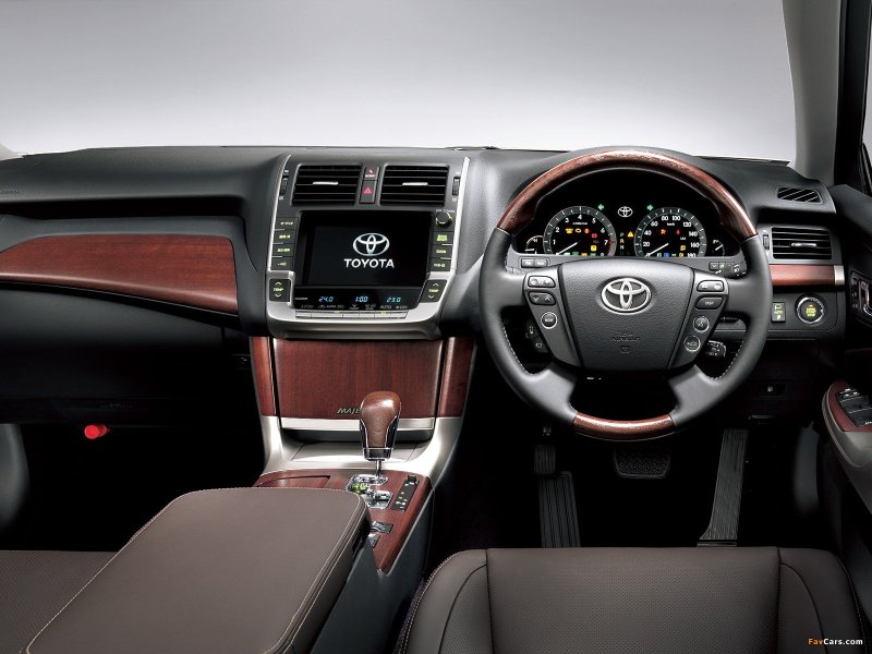 Toyota Crown Majesta s200