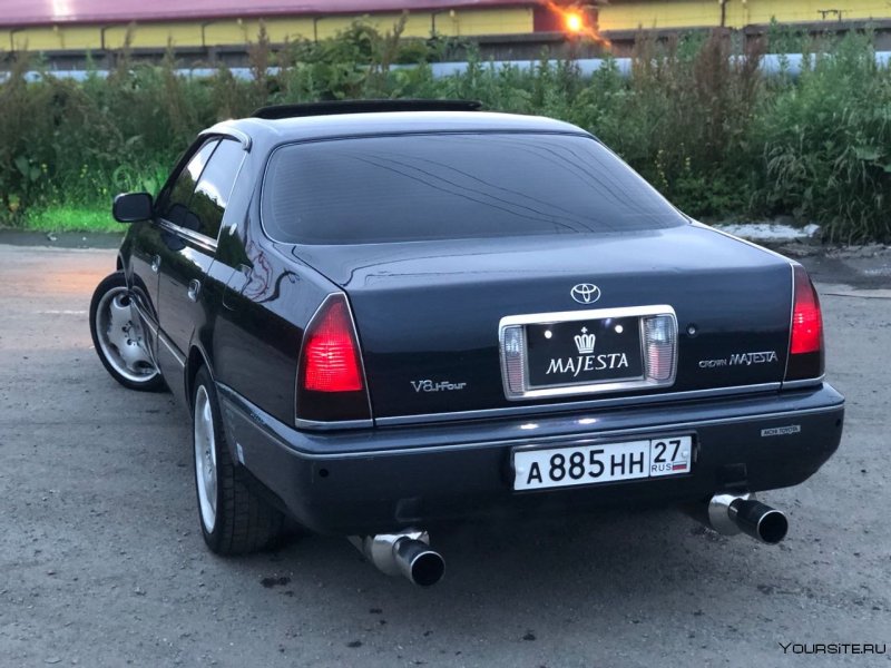Toyota Crown Majesta 1996