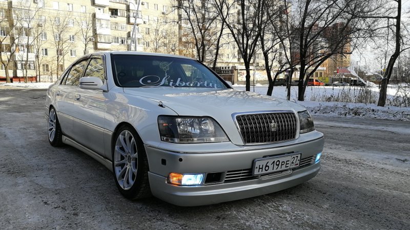 Toyota Crown Majesta s170 v8