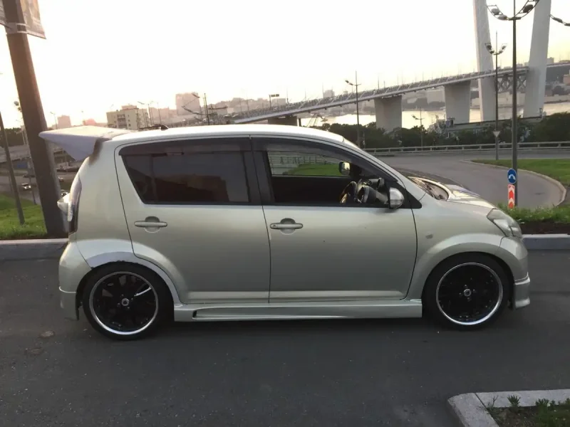 Toyota passo r17