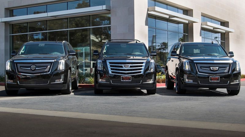 Cadillac Escalade 2023 поколение