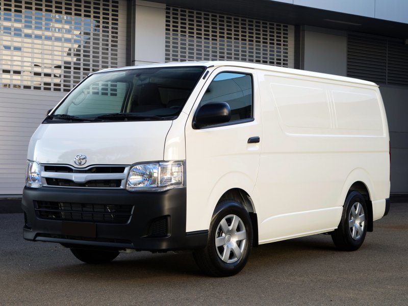 Микроавтобус Toyota Hiace 2019