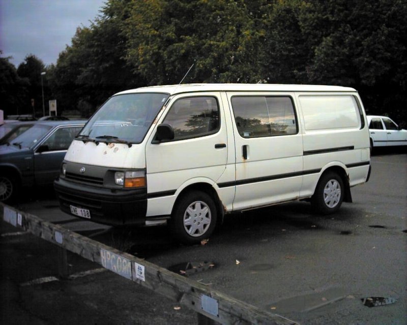 Тойота Хайс н200