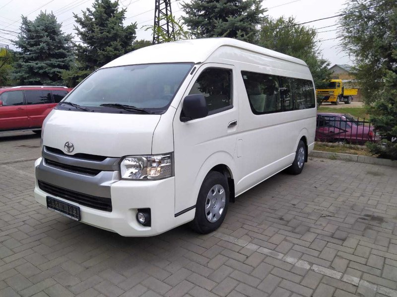Toyota Grand Hiace 2001-2002 дизель