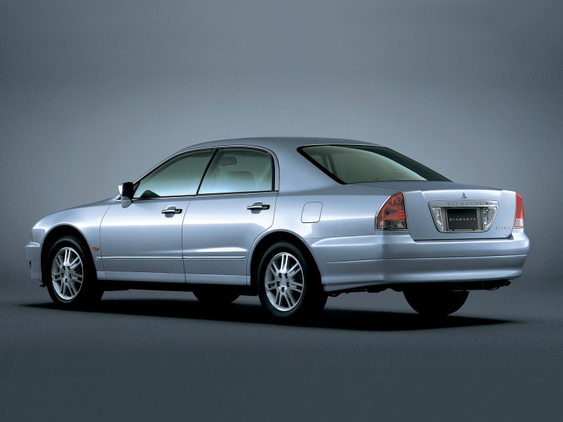 Mitsubishi Diamond 1995