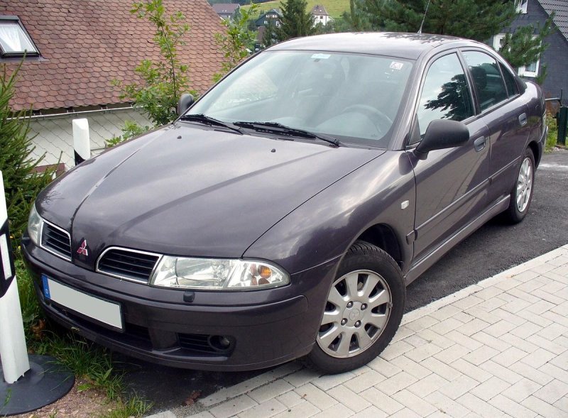 Митсубиси Каризма 2008