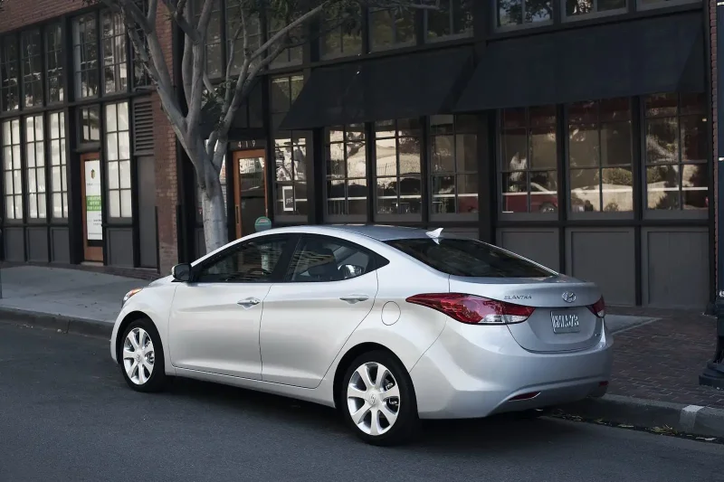 Hyundai Elantra 2011